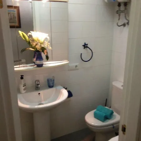 Coqueto Y Cómodo Apartamento-aire Acond Carolinas Bajas *